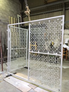 grille ouvrante de porte-fenêtre